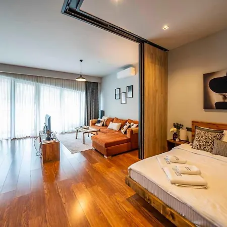 Benesta Centro Guest Teori Отель типа 